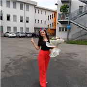 Studentessa del liceo classico offre ripetizioni per ragazzi